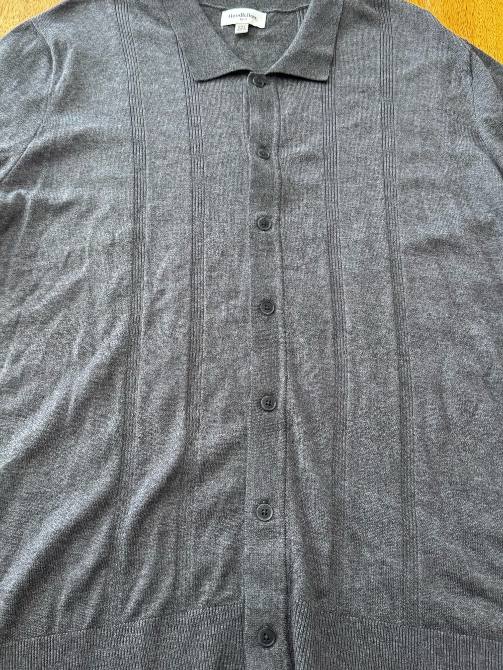 Goodfellow & Co Men’s Charcoal Gray Button Shortsleeved Cardigan